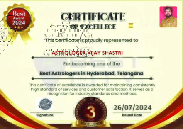 Astrologer Vijay Shastri